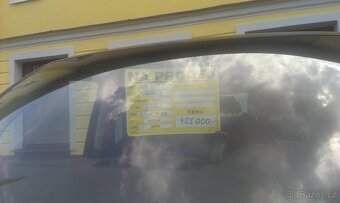 Volkswagen Caravelle - 11