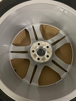 Original zimni Audi Q5 SQ5 r20 255/45/20 100% - 11