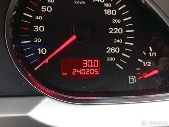 Audi A6 combi 2.0i FSI r.v 2006 - 11