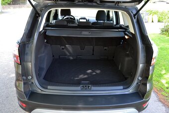 Ford Kuga 2.0 TDCi 110kW Cool&Connect 4x4 TOP STAV - 11