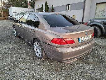 Bmw 745d max vybava  lechce nabourane poizdne - 11