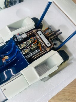 Prodám modely aut v měřítku 1:18 2 - 11