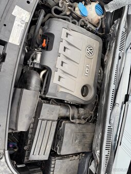 Vw touran 1.6tdi - 11