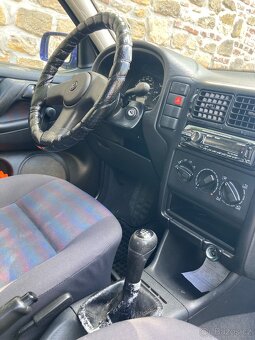 Volkswagen Polo - 11