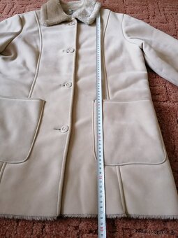 Dámský krémový kabát - 11