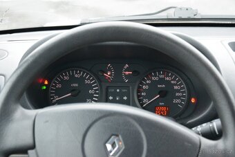 Renault Clio 1.2 16V (55 kW), r. v. 2002 – červená - 11