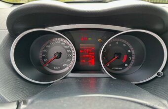 Peugeot 4007, 2.4i, 125KW , 4x4, manuál, tažné - 11