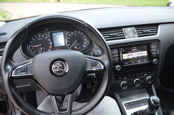 PRODÁM ŠKODA OCTAVIA KOMBI 2.0TDI 150PS 2016 NAVI,TAŽNÉ - 11