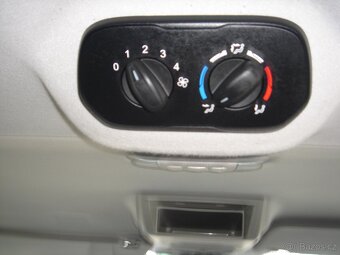 Ford Custom 2.2 TDCI, 92 KW - 11