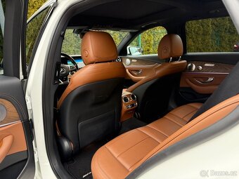 Mercedes E400 4M 245kW AMG Airmatic DPH - 11