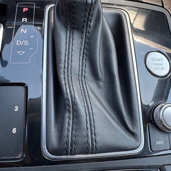 Audi A6 Allroad 3.0 BiTdi - 11
