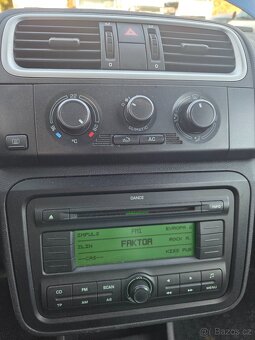 Škoda Roomster 1.2 palivo Benzin - 11