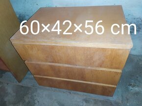 Šatní skříň, příborník,knihovna, komoda,peřiňák, noční stole - 11