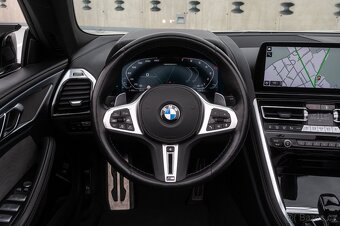 BMW M850i xDrive Cabrio LCI Zár. 2027 - 11