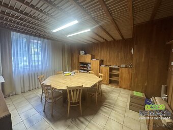 Pronájem sklady,výroba,venkovní plochy, kanceláře,5 500 m2 - - 11