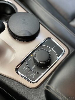 Jeep Grand Cherokee 140 kW, 3.0 V6, LIMITED, KŮŽE, NAVI - 11