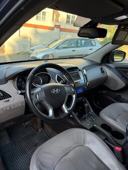 Hyundai ix35 2.0 diesel automat 2010 - 11
