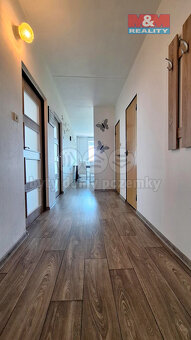 Prodej bytu 3+1, 92 m², Hradec Králové, ul. třída E. Beneše - 11