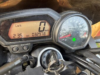 Rozprodam Yamaha Fz1N na nahradni dily - 11