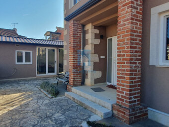 Prodej domu s bazénem, Chorvatsko, 115 m2 - 11