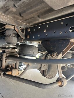 Obytné sebestačné IVECO daily - 11