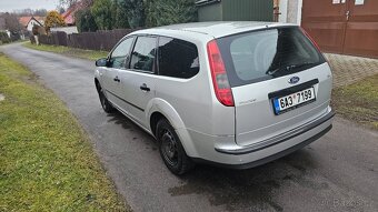 Ford Focus Mk2 - 11