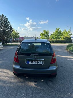 Mercedes-Benz A150, rok 2009, benzín, automat 1.5 benzín - 11