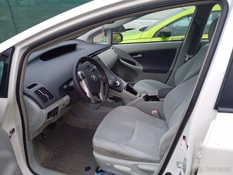 Toyota Prius - 11