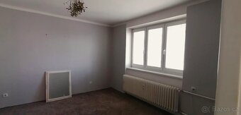 Prodej bytu 2+1, 56 m², centrum Pardubic - 11