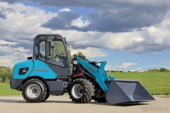 kloubový nakladač, model 4365A - 11