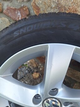 4x zimní 205 55 16. - 11