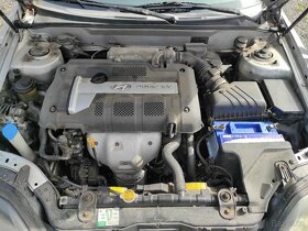 Hyundai Coupe GK 2.0, 2005, 105kw,najeto 228.251 km - 11