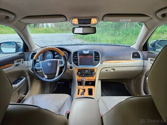 Lancia Thema 3.0CRD V6 176kw - 11