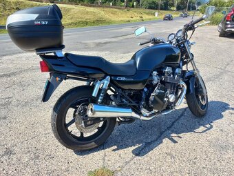 Honda CB750 Seven Fifty - 11