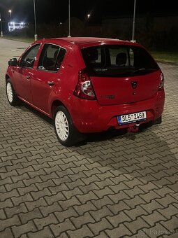 Dacia Sandero 2009 1.4 MPI 55kw 75hp - 11