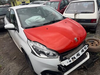 Díly z vozu Peugeot 208 - 11