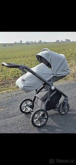 Kočárek, autosedačka - 11