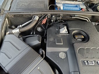 Audi A4 85 KW klima výhřev - 11