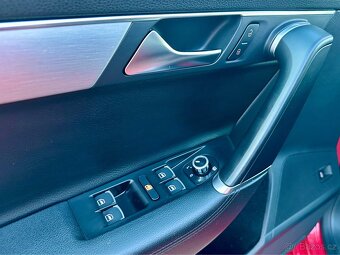 Volkswagen Passat B7 Variant Highline 125kW DSG 4MOTION - 11