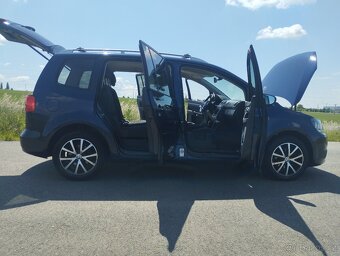VOLKSWAGEN TOURAN 1,6TDI 77KW,AUTOMAT,KOMPLET ODSERVISOVÁNO. - 11