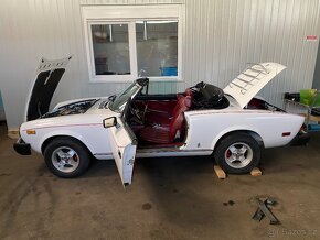 Spider 2,0  77 Kw USA verze - 11