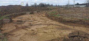 Prodej pozemku 841 m2 - 11
