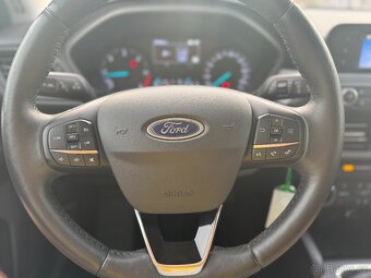 Ford Focus  1.5TDCI Trend-1.MAJITEL -ČR - 11
