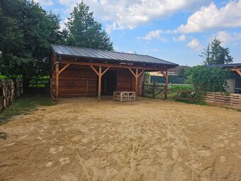 PRODÁM STÁJ - ZAHRADU V OBLEKOVICÍCH - 11