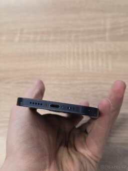 iPhone 12 64GB (nová baterie) - 11
