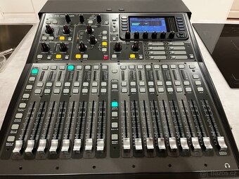 Digitální mixážní pult Behringer X32 Producer + case - 11
