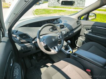 RENAULT GRAND SCENIC 1.6 DCI 96kw, PERFEKTNÍ STAV, 1.MAJITEL - 11