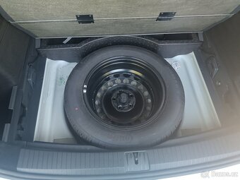Prodám VW Touran, benzín 1.2Tsi, r.v.2016, odpočet DPH  - 11
