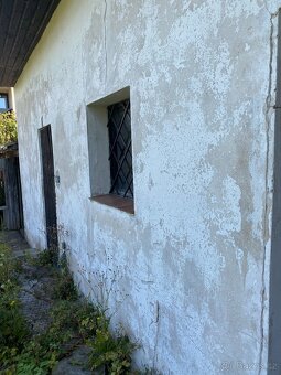Nabízíme zdarma materiál z demolice – dvoupodlažní dům v Tře - 11