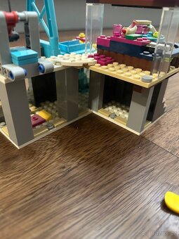 Lego friends lyžařský vlek - 11